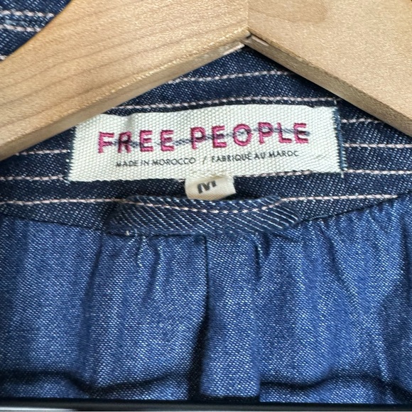 Free People Oversize Denim Car Coat Jean Jacket Button Front NWOT Med - Picture 2 of 10